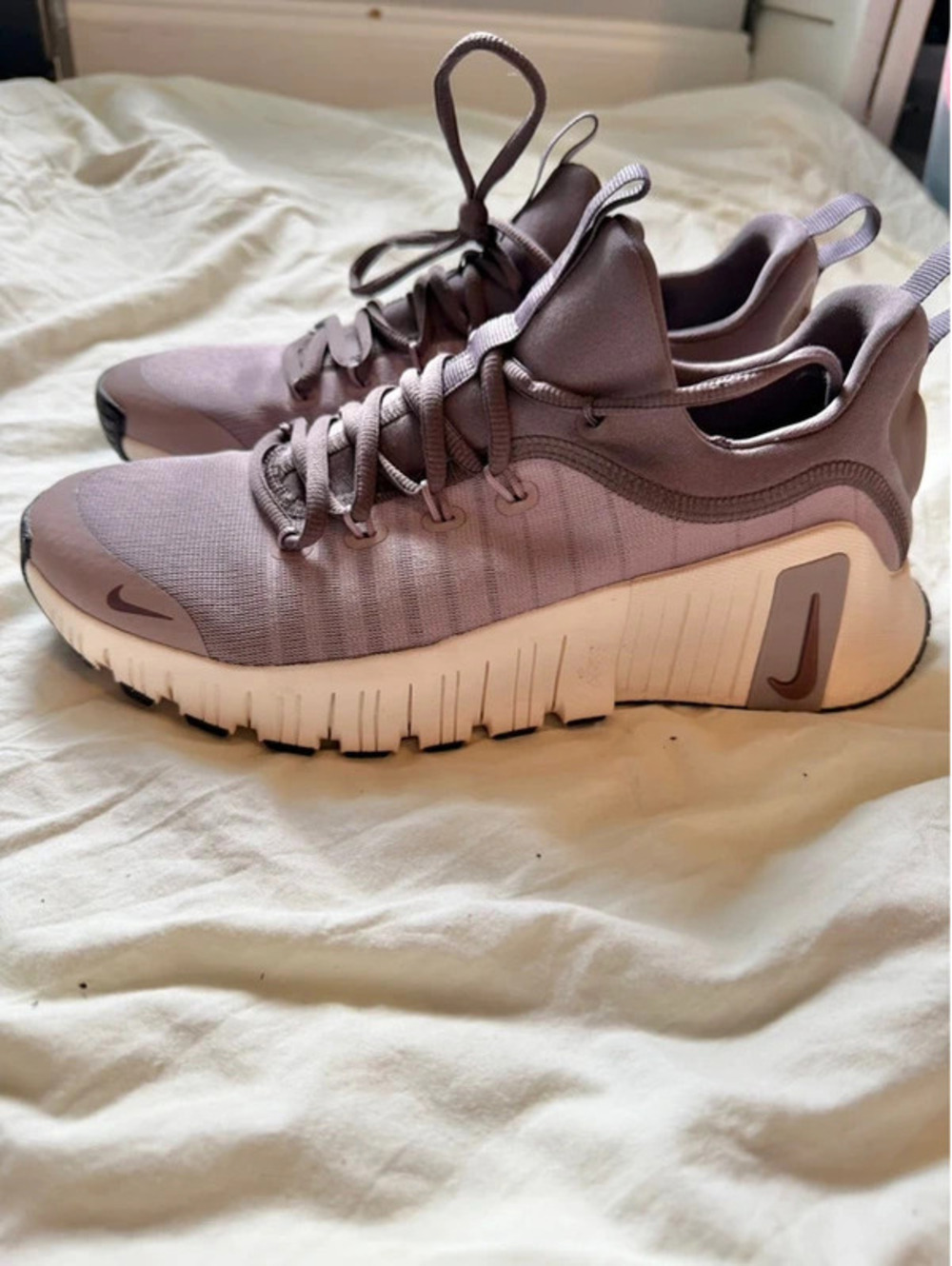 Nike Free Metcon 6 Women's Size 9.5 Light Violet Ore Training Shoes FJ7126-200